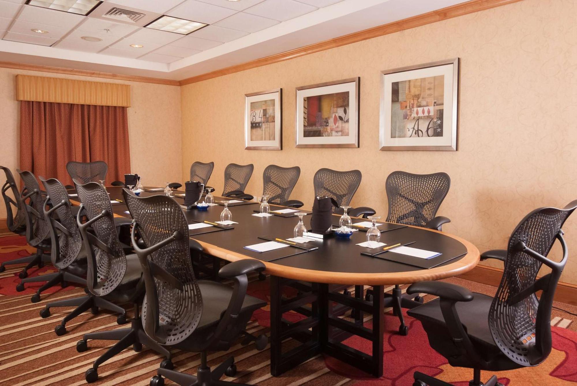 Hilton Garden Inn Atlanta Airport/Millenium Center Колледж Парк Экстерьер фото